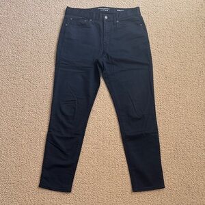 Banana Republic Men's Dark Blue Travel Jean Athletic Fit 30x30